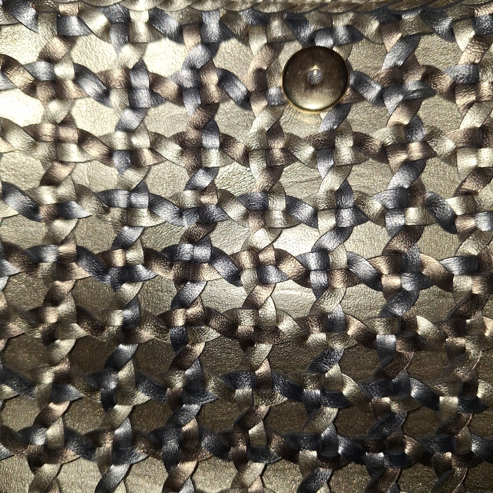 She's gorgeous NWOT Crossbody - Picture 7 of 9